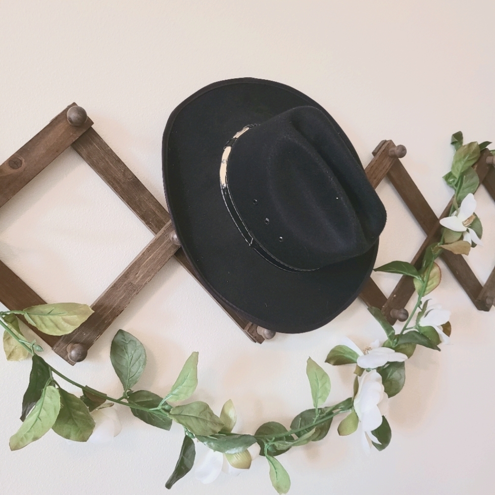Black Cowboy Hat